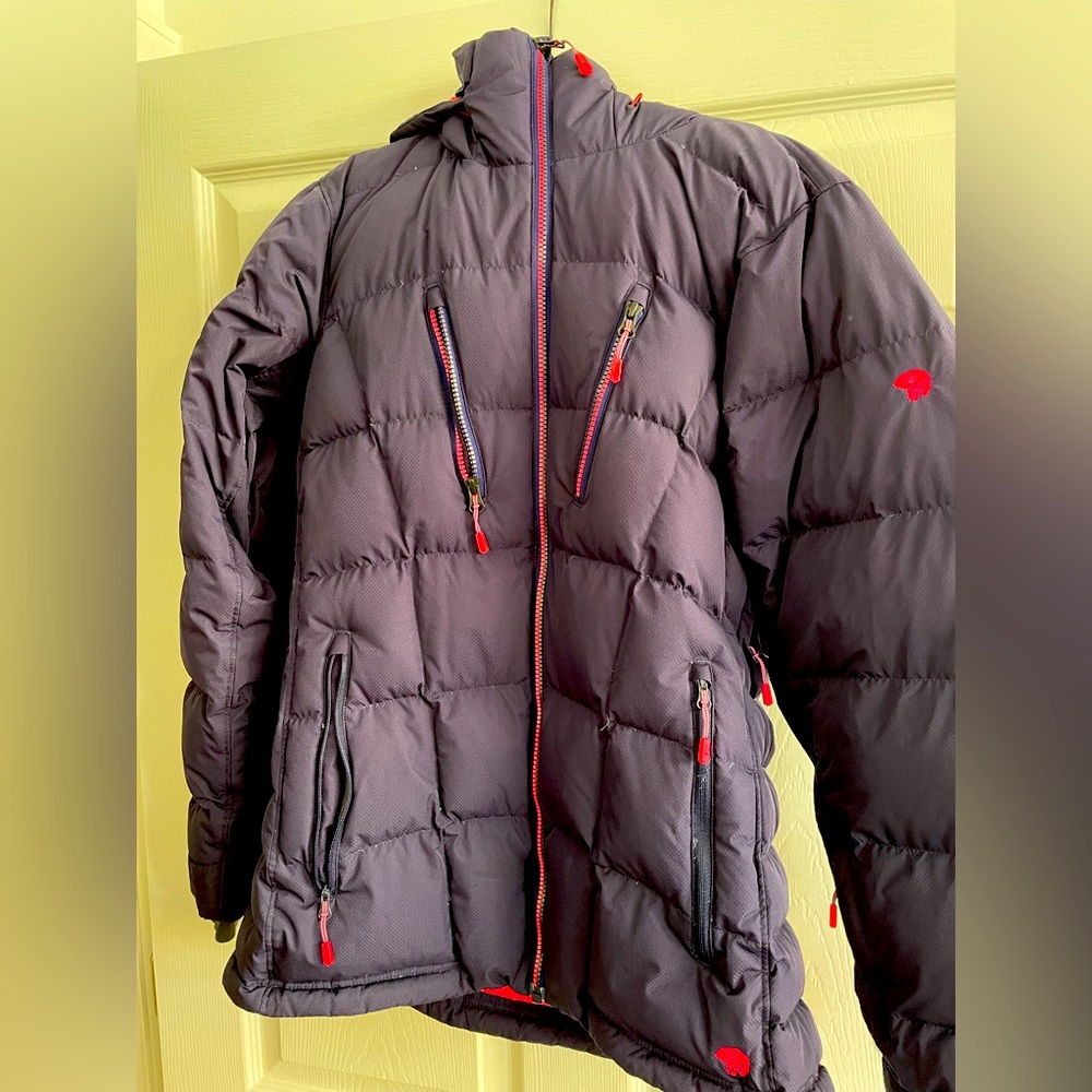 Mountain Hardwear Women’s 700 Down Jacket (Navy) - Sz M
